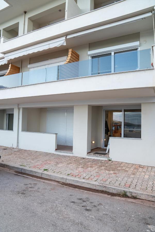 Seaside Maisonette In イテア エクステリア 写真